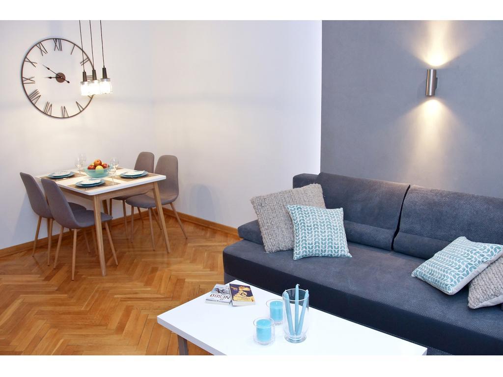 Srebrna Warsaw Apartment Buitenkant foto