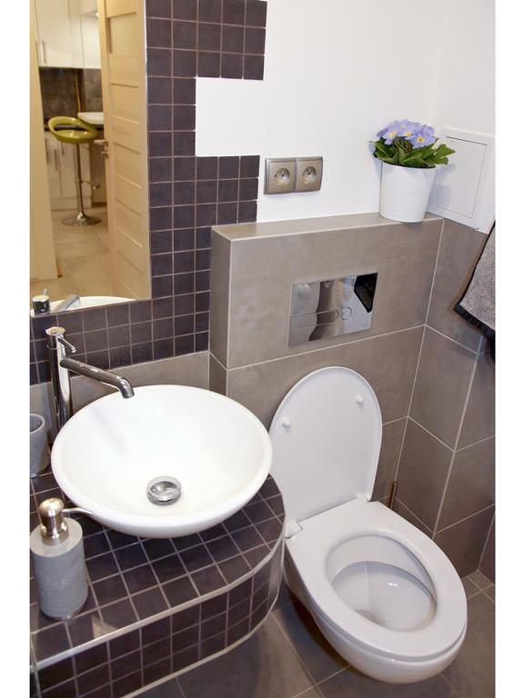 Srebrna Warsaw Apartment Buitenkant foto